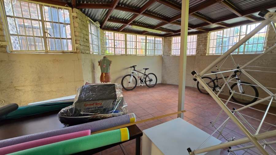 5 Bedroom Property for Sale in Navalsig Free State